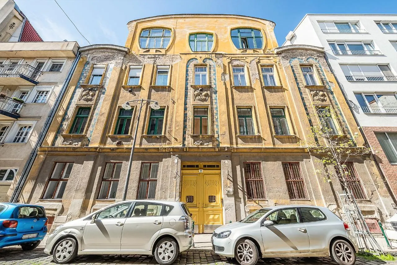 Sunny Dots Apartment - Free Parking! Budapest Hungría